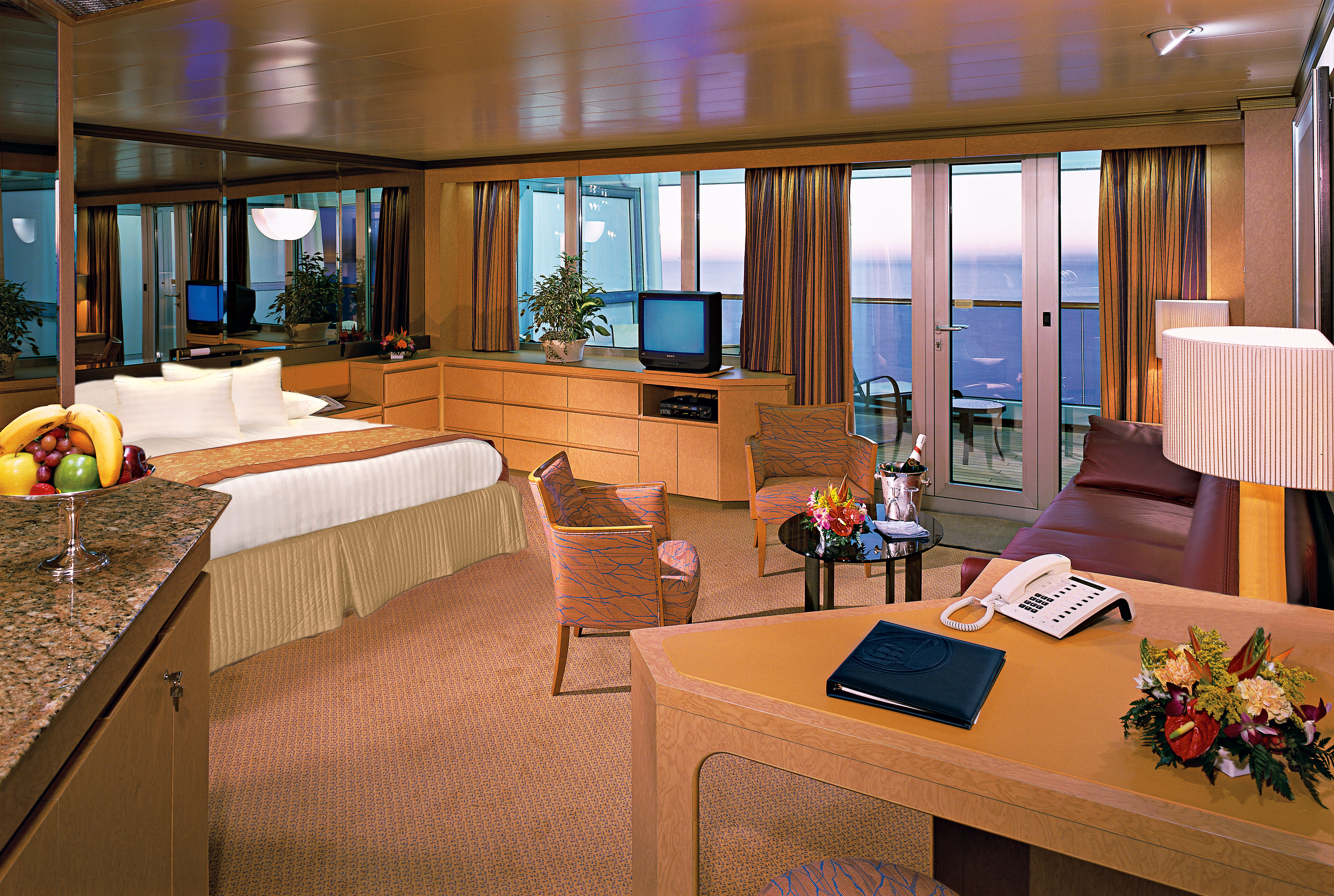 SUITE