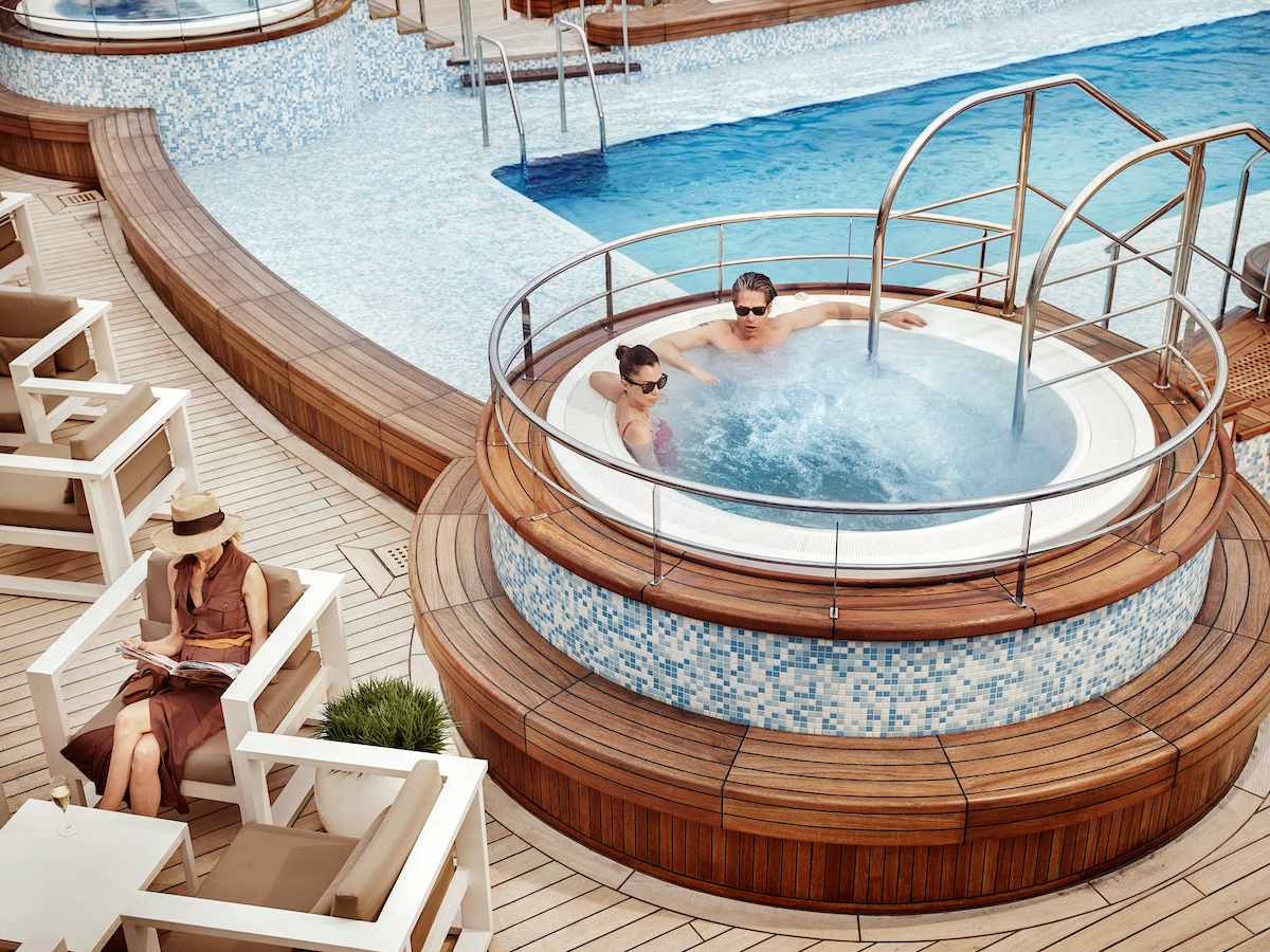 Relax in one of the whirlpools