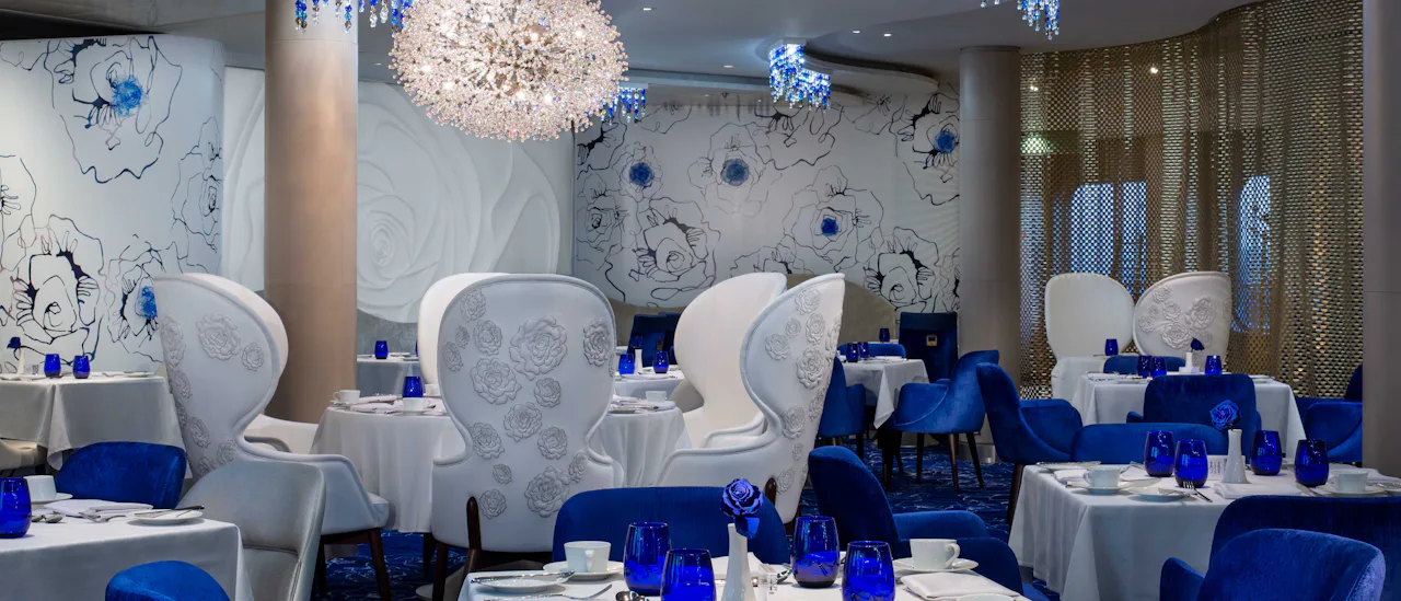 Intimate and exclusively for AquaClass guests, Blu serves clean-eating dishes for breakfast and dinner