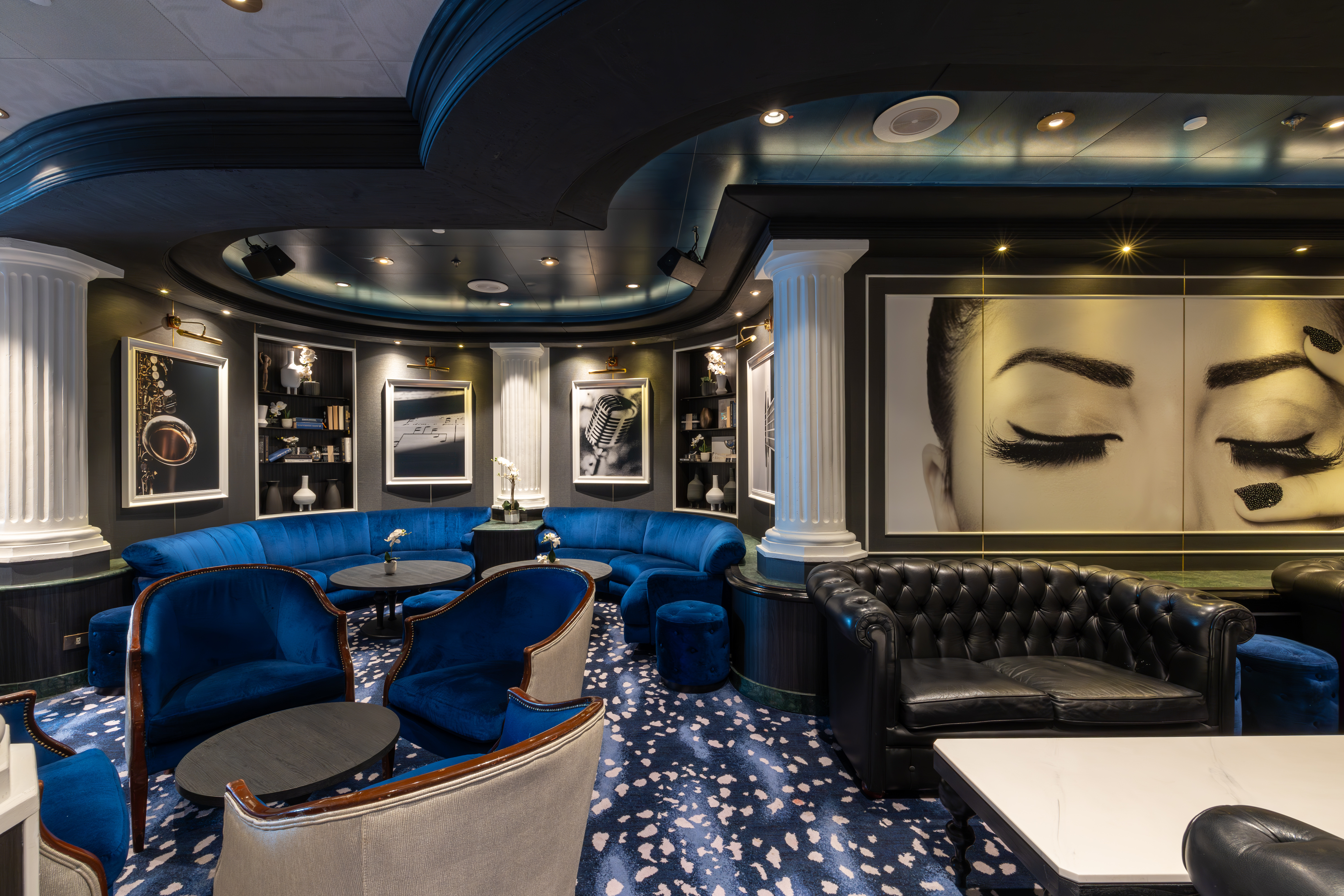 The Piano bar