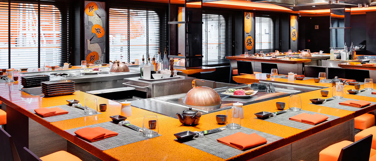 The sushi and teppanyaki restaurant Kaito