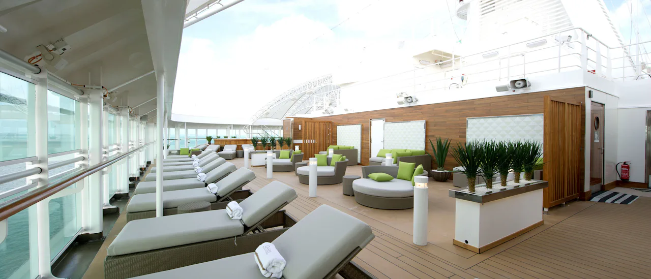 Cool down in the sea breeze and enjoy a treatment from the Oasis Spa in The Retreat