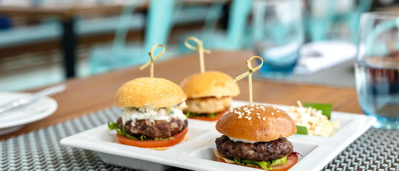 Grab a hamburger at the Beach Cove!