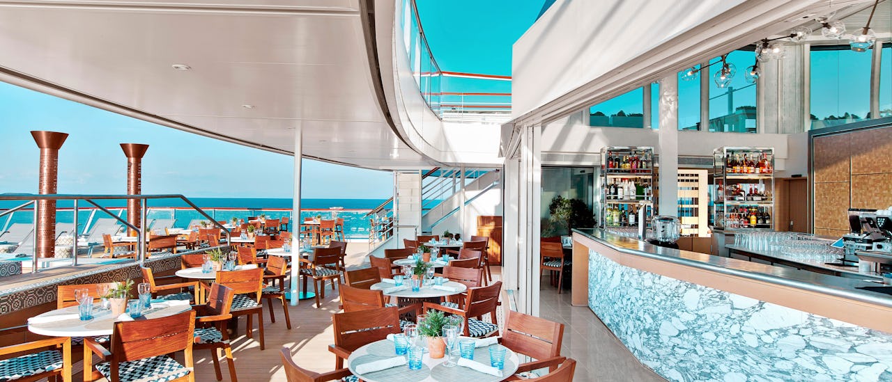 Outdoor dining overlooking the wake