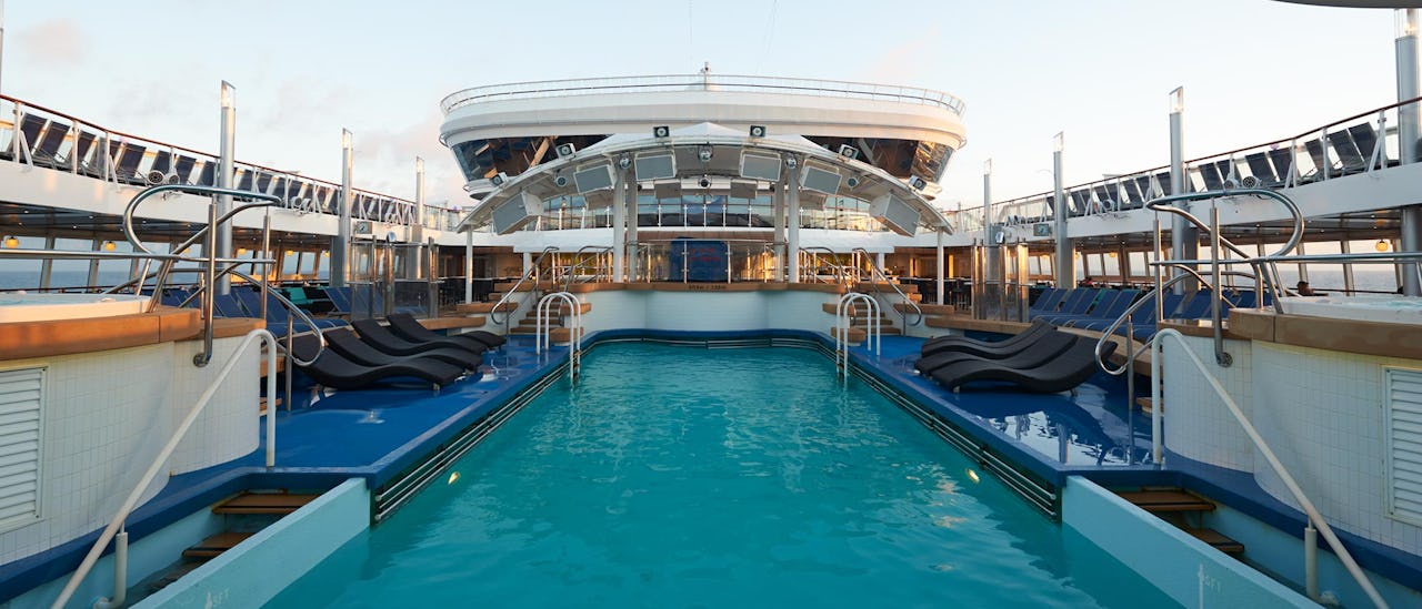 The Oasis Pool