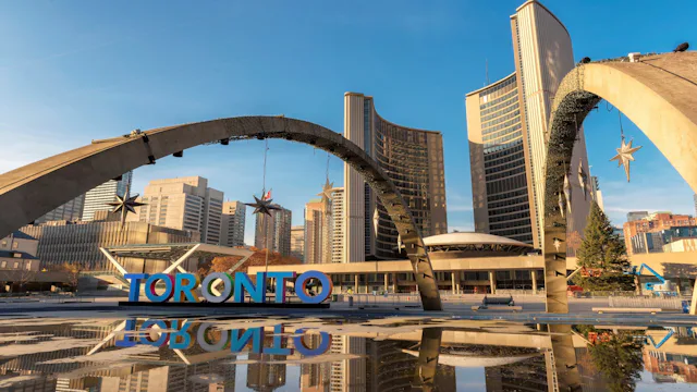 Toronto In 2000 Toronto Cruise | Toronto Cruises | Bolsover Cruise Club