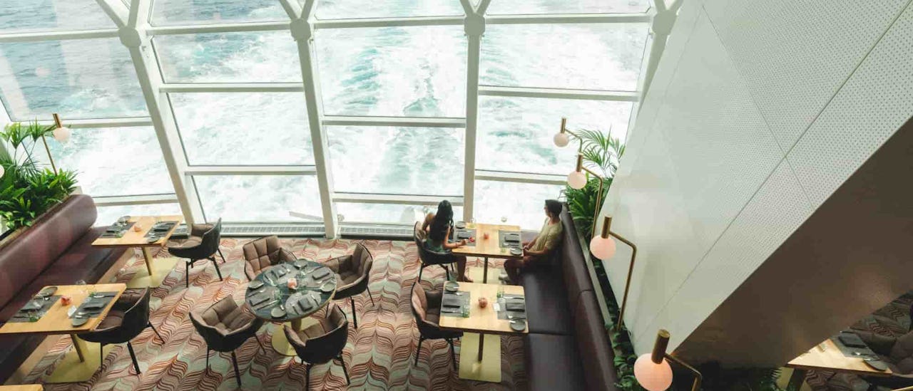Eden Restaurant, Celebrity Apex®