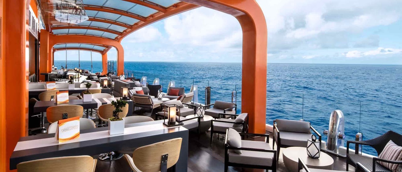 Al fresco restaurants, Magic Carpet
