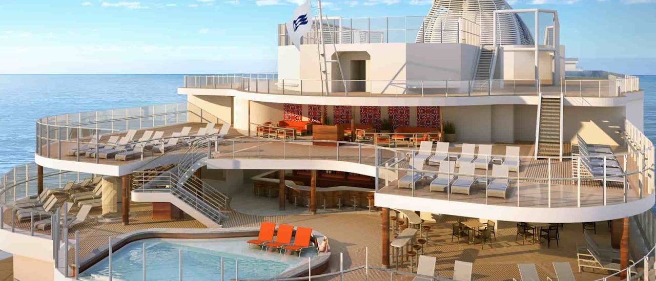 Wake View Pool, Sky Princess