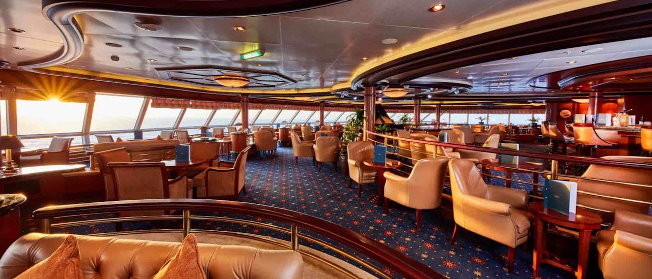 Commodore Club, Queen Victoria