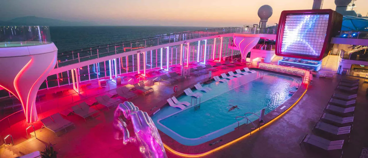 Resort Deck, Celebrity Xcel®