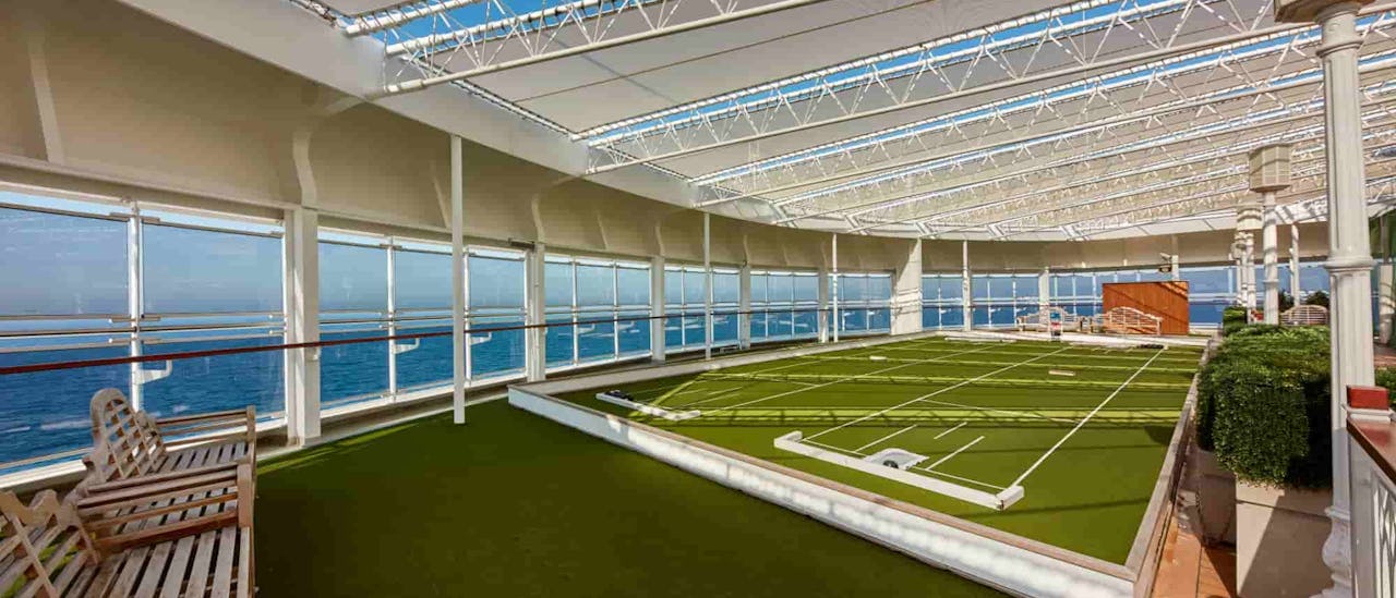 Games on Deck, Queen Elizabeth