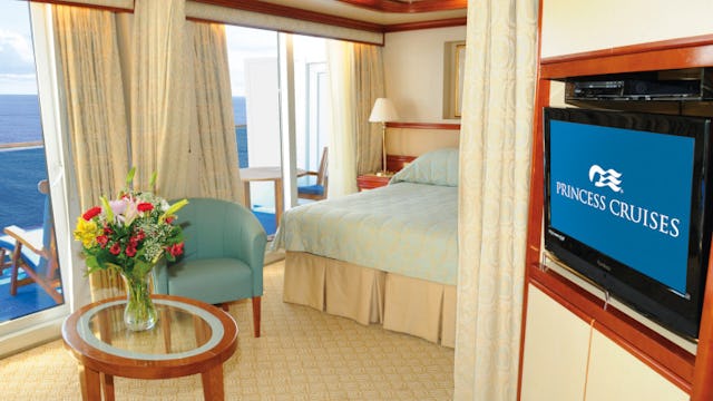 Island Princess Suite Cabin Stateroom