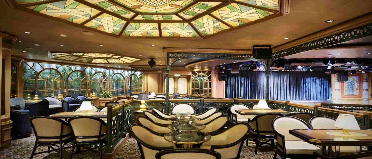 Explorers Lounge