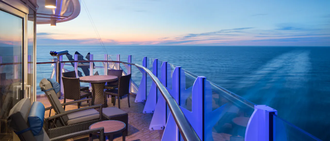 Harmony of the seas spacious aquatheatre suite