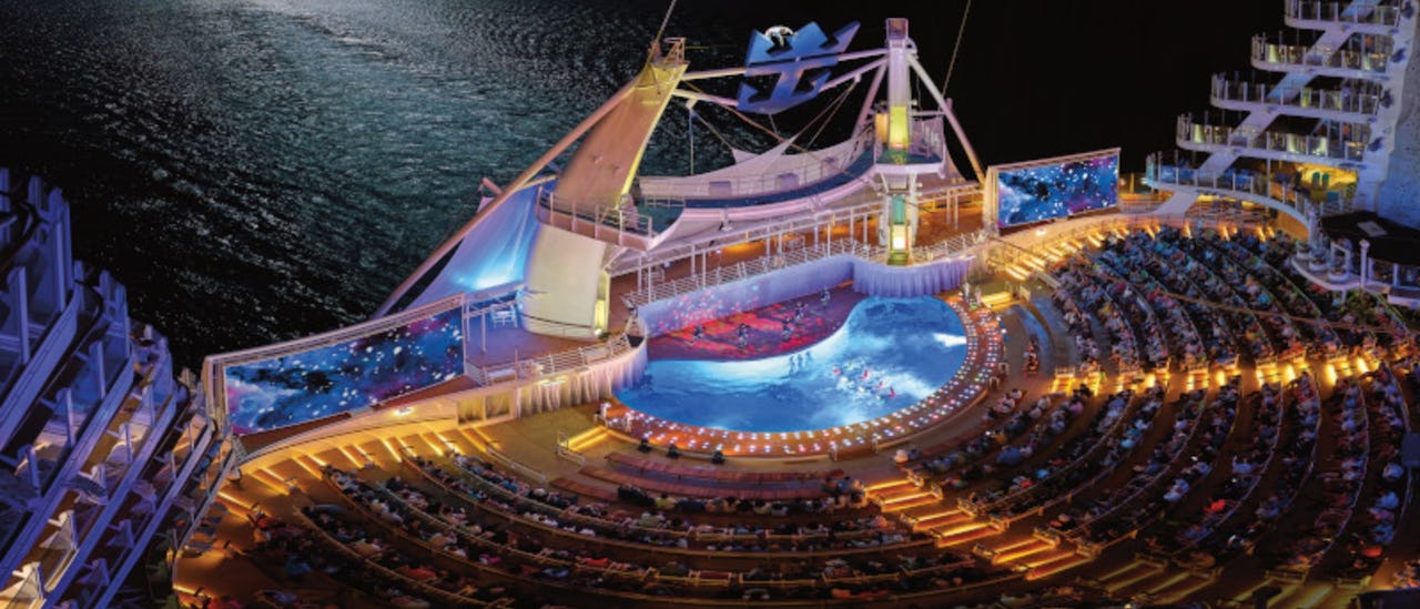 Harmony of the seas AquaTheatre
