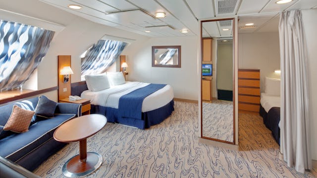 Jewel of the Seas Ocean View Family Stateroom