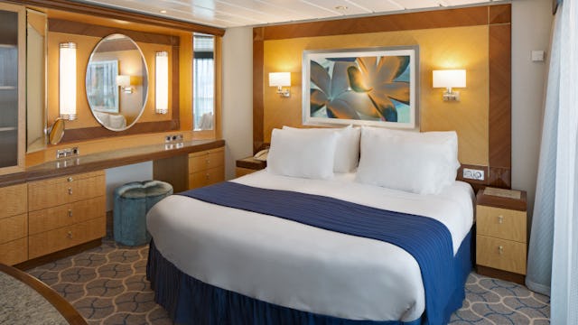 Jewel of the Seas Owner Suite