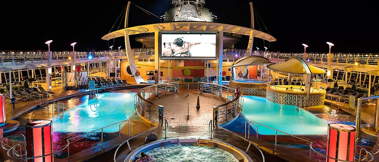 Jewel of the Seas Pool Party