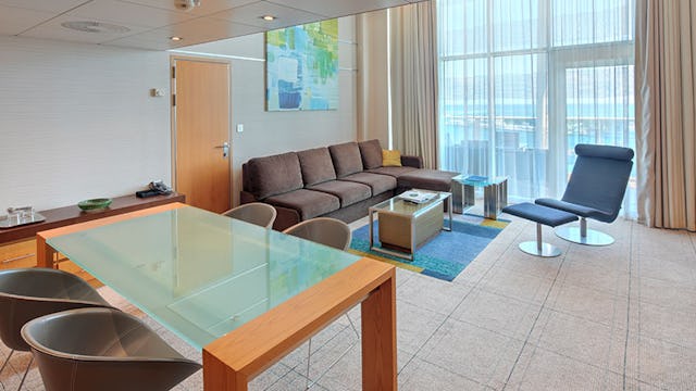 Oasis of the Seas Star Loft Suite