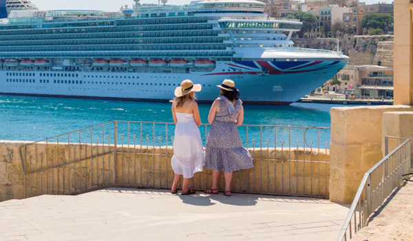P&O Cruises | Fly Cruises