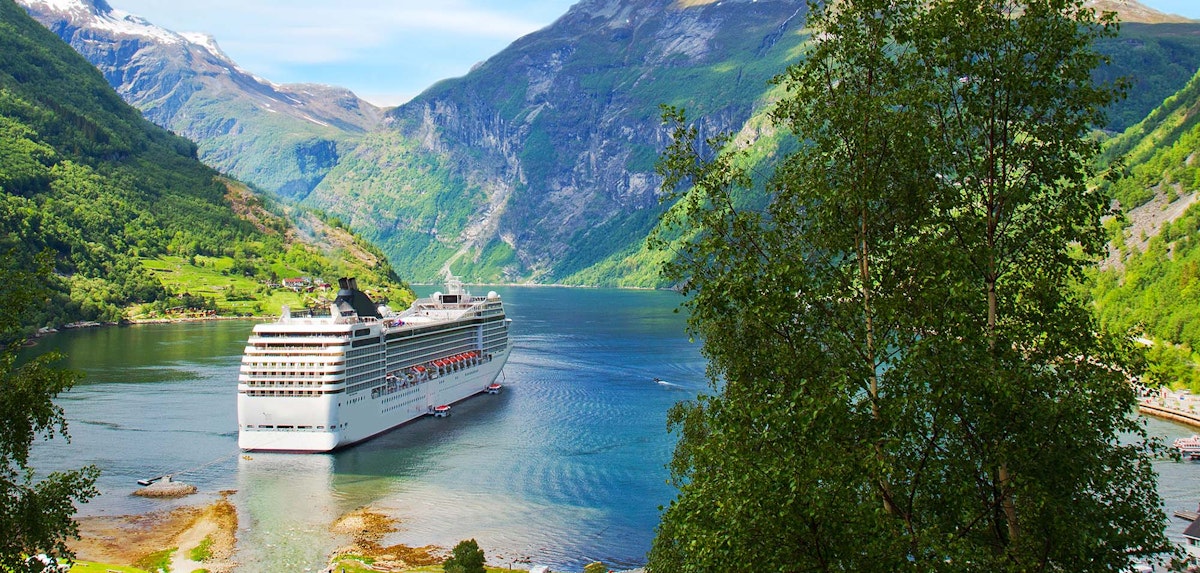 bolsovercruiseclub.com logo