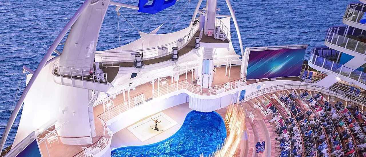 Symphony of the Seas AquaTheatre Shows