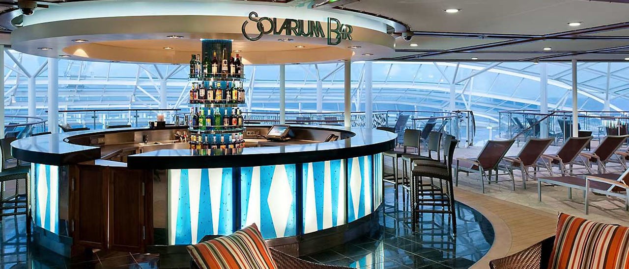 Brilliance of the Seas Solarium Bar