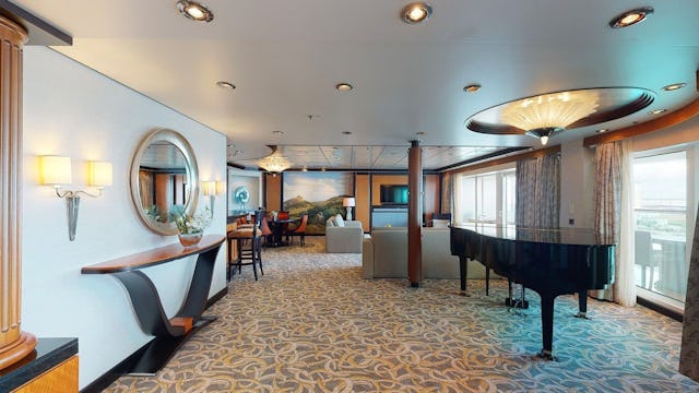 Independence of the Seas Royal Suite
