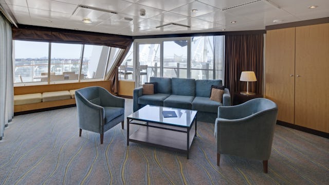 Allure of the Seas Spacious Aquatheatre Suite Cabin Stateroom Accomodation