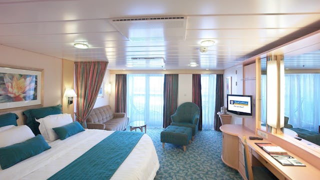 Grandeur of the Seas Junior Suite Cabin Stateroom Accomodation