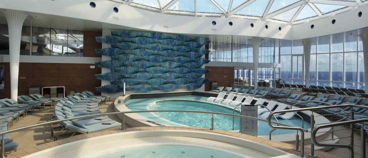 Solarium Pool, Celebrity Apex®