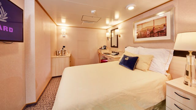 Queen Elizabeth Single Inside Cabin Stateroom