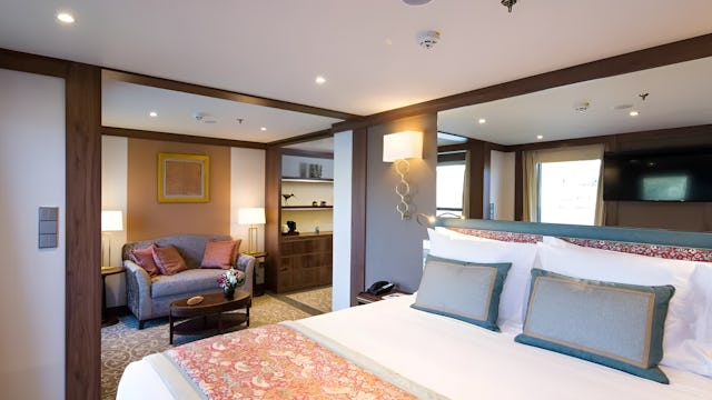MS Douro Elegance Deluxe Cabin