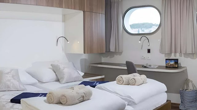 MS Il Mare Category A+ Twin Cabin