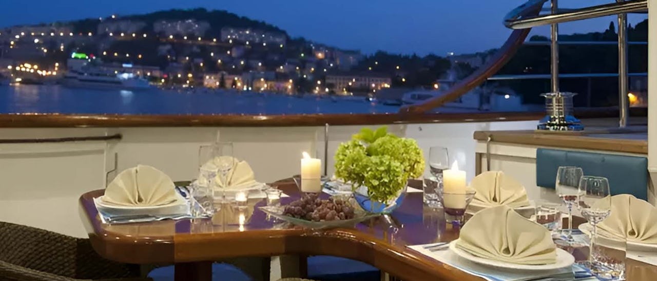 MS Mendula Dining Room