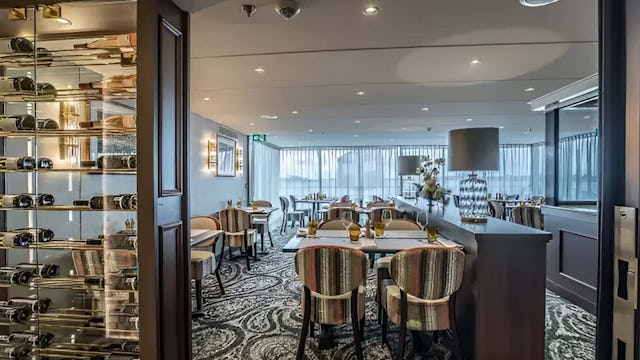 MS William Wordsworth Bistro