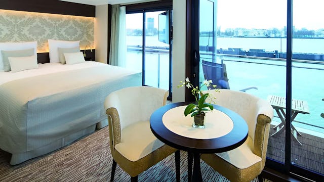 MS William Wordsworth Deluxe Balcony Cabin