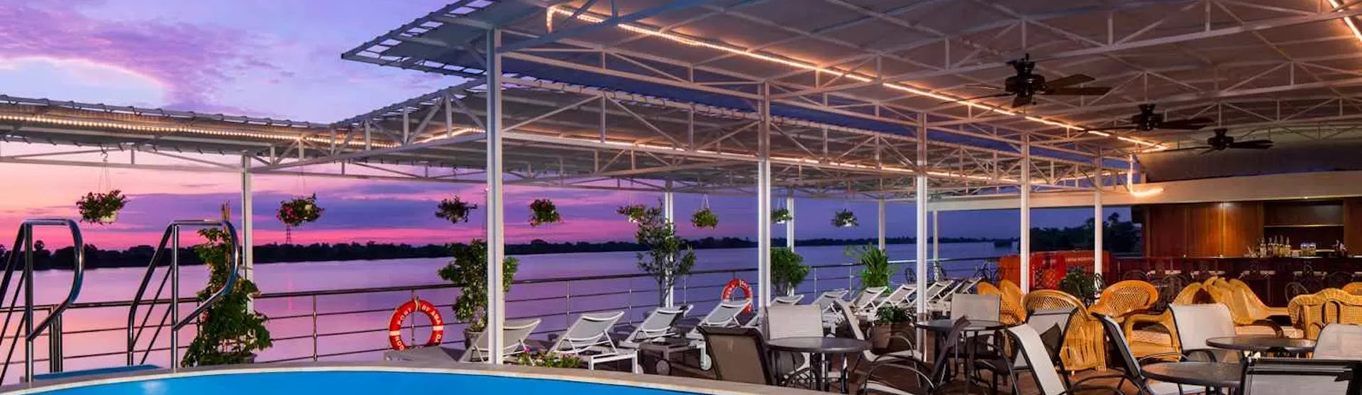 Ama Dara Pool River Cruising