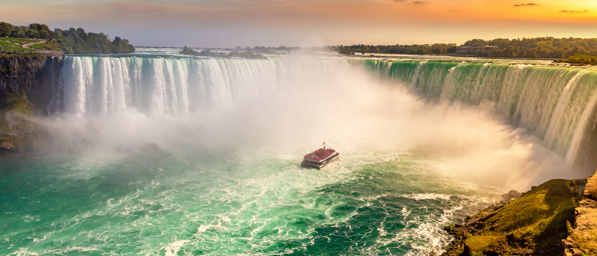 Falls, Skyscrapers & Sea: Niagara, New York & Cunard Transatlantic Crossing